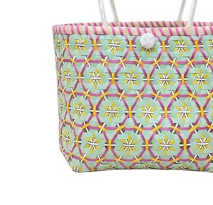 Sac fourre-tout décontracté pour femme en plastique tressé tendance, fait main, couleur menthe douce, idéal pour le shopping, vente chaude, OEM - Product Image 4