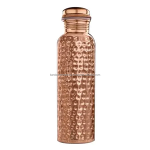 Bouteille à boire en cuivre de qualité supérieure avec finition polie pour la consommation et l'utilisation en cuisine, bouteille en cuivre anti-fuite - Product Image 1