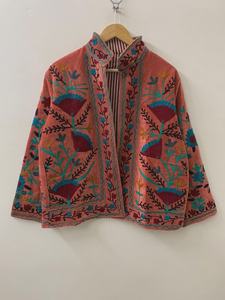 Hecho a mano Vintage Boho Unisex chaqueta de invierno Floral bordado Suzani con relleno de algodón étnico Chic prendas de vestir exteriores abrigo de terciopelo acogedor - Product Image 4