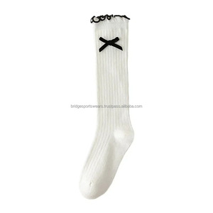 Chaussettes de sport personnalisées pour hommes, longueur cheville, tricotées, 85% coton + polyester + nylon + élasthanne - Product Image 2