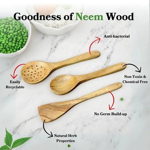 Ensemble de 6 ustensiles en bois d'acacia, finition naturelle, cuillères, spatules, louche, outils de cuisine écologiques et adaptés aux aliments - Product Image 3