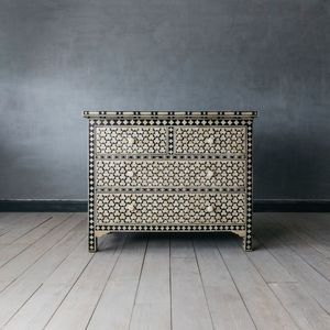 Coffre à tiroirs unique en os incrusté, armoire en bois faite à la main avec un attrait décoratif artistique et luxueux - Product Image 1