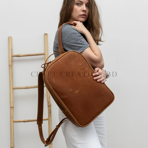 Mochila de Cuero 100% Genuino, Diseño Minimalista, Cierre de Cremallera, Unisex, para Portátil, con Correas de Hombro, Resistente, 20-39 Litros - Product Image 4