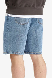 Shorts Bermuda en jean délavé taille haute pour homme avec poches, style décontracté, fermeture boutonnée, tissu en toile 100 % coton - Product Image 4