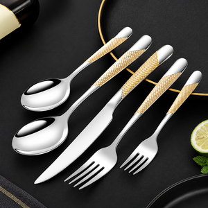 Ensemble de couverts modernes de luxe en acier inoxydable durable avec manches en bois, poli à la main, finition haute brillance, compatible lave-vaisselle, pour fêtes et voyages - Product Image 1
