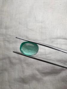 Émeraude naturelle zambienne de 5,97 carats, taille poire, vert profond intense, pierre précieuse de luxe, Jai Narayan Gems, pour collectionneurs de haute joaillerie - Product Image 1