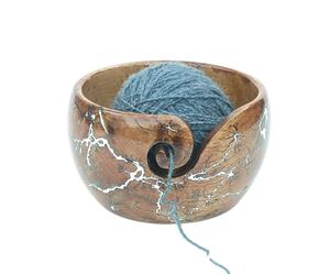 Cuenco de hilo de madera hecho a mano Lichtenberg con resina y madera de mango para tejer ganchillo organizador de hilo grande cuenco multiusos - Product Image 1