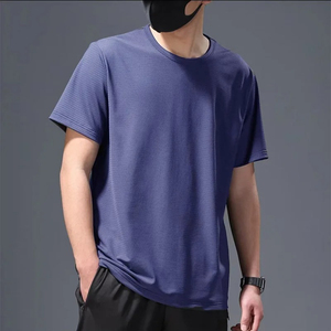 เสื้อยืดสีพื้นเรียบง่าย เสื้อยืดผู้ชาย ดีไซน์ใหม่ล่าสุดจากโรงงาน ขายดี สวมใส่สบาย คุณภาพดีที่สุดสำหรับผู้ชาย - Product Image 4