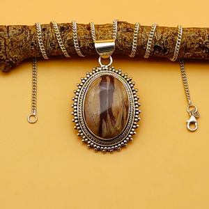 Collar con colgante bohemio de plata 925 elaborado artesanalmente con incrustaciones de ajuste de bisel de piedras preciosas de jaspe con imagen para regalos de boda o fiestas - Product Image 2