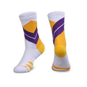 Chaussettes de basketball mi-mollet en gros, directement des usines, adaptées aux hommes et aux femmes, absorbant la transpiration - Product Image 4