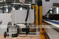 Centre de découpe CNC ATC MS50-1530 avec servomoteur 360° et scie à rainurer, changement d'outil automatique pour le traitement du bois, des portes, des armoires et des meubles