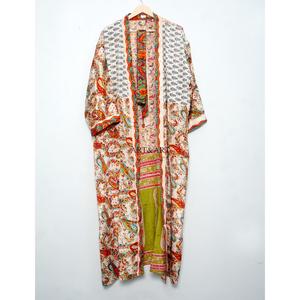 Kimono long bohème traditionnel japonais en satin de soie assorti pour femme, vêtement de nuit patchwork, longueur intégrale, paréo de plage d'été - Product Image 2