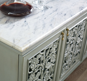 Aparador de Madera de Caoba Maciza Tallada de Lujo con Panel Decorativo y Tapa de Mármol, 4 Cajones, Estilo Contemporáneo para Sala de Estar o Dormitorio - Product Image 3