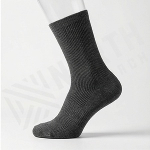 Crew <b>Socks</b> Solid Color 100% Cotton Breathable Knitted <b>Men</b> Women Daily Wear Autumn Standard Thickness Regular Style - Product Image 3