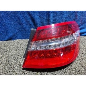 ไฟท้ายมือสอง E-class ด้านขวา A2129060658 - Product Image 2