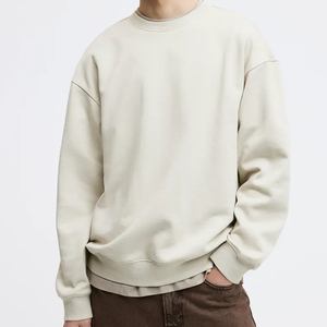 เสื้อสเวตเชิ้ตผู้ชายแบบคัสตอม คอกลมเรียบง่าย สีเขียวเข้ม ผ้าฟลีซ - Product Image 5