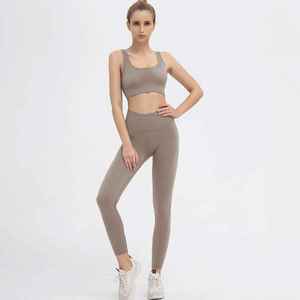 Conjunto de Yoga de 2 Piezas para Mujer, de Secado Rápido, Transpirable y Ecológico, en Spandex/Nylon, Fabricado en Fábrica Profesional, Ropa Deportiva sin Costuras para Gimnasio - Product Image 6