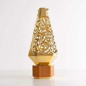 Brûleur d'encens en laiton Skyline des Émirats Arabes Unis, encensoir métallique arabe Bakhoor, paysage urbain du Moyen-Orient, Oud, cadeau de Ramadan et de l'Aïd, décoration d'intérieur, fait main - Product Image 5