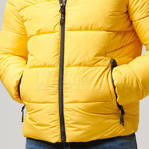 Veste matelassée pour homme, best-seller de l'hiver, avec col montant, logo sur le devant, imperméable et coupe-vent, rembourrage doux - Product Image 5