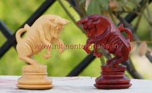 <b>Wooden</b> <b>Chess</b> <b>Set</b> Bull Design Handmade Silicone Pieces Durable Cardboard Table Children's Entertainment Board - Product Image 4