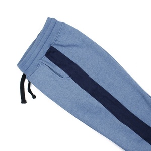 Conjunto Deportivo Transpirable Personalizable, Conjunto Deportivo de Alta Calidad con Sudadera con Capucha y Pantalones de Algodón, Diseño Liso - Product Image 2