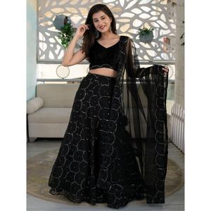 ชุดต้อนรับ lehenga choli ผ้าโปร่งปักลายสีดำสวยงาม - Product Image 6