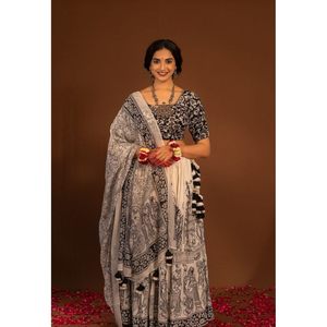 COTON ATTRACTIF IMPRIMÉ KALAMKARI TRAVAIL LEHENGA CHOLI AVEC DUPATTA BLANC - Product Image 1
