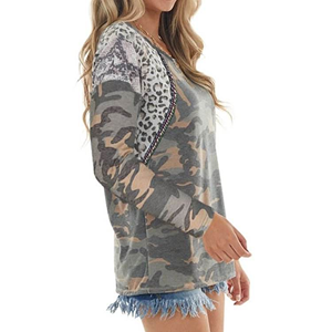Women's Camouflage <b>Patchwork</b> V-Neck Long Sleeve T-Shirt Loose Fit Casual <b>Top</b> Spring Summer Wear - Product Image 4