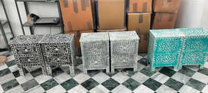 Table basse ronde moderne en incrustation de coquillages, fabriquée à la main, durable, élégante, meubles de maison en provenance d'Inde - Product Image 4