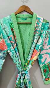 Robe kimono matelassée à imprimé floral pour femmes, manches trois quarts, longueur intégrale, tissu doux, vêtements de nuit décontractés, vêtements d'été - Product Image 5