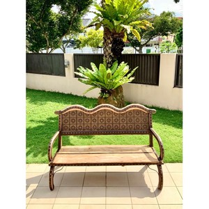 Banc de jardin traditionnel en bois de Jodhpur avec accents en laiton, vente en gros |   Aqdus Saleem - Product Image 1