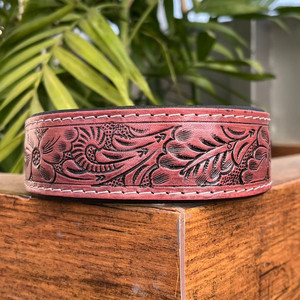 Wholesale High Quality Adjustable Hand Tooled Leather Durable <b>Dog</b> <b>Collars</b> Handmade Heavy Duty Genuine Cowhide Leather Pet <b>Collar</b> - Product Image 3