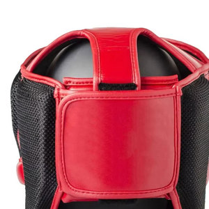 Protège-tête de boxe noir et rouge en cuir PU, équipement de protection avec fermeture auto-agrippante pour adultes, usage universel unisexe - Product Image 3