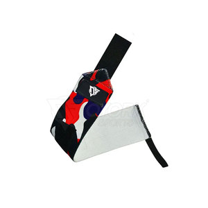 Muñequeras de ajuste cómodo, construcción duradera, tela suave, ideales para entrenamientos en el gimnasio y entrenamiento de fuerza. - Product Image 4