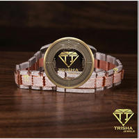 Montre en diamant Moissanite VVS avec bracelet en cuir bleu, demi-sertie de diamants, caractéristiques classiques romaines et cadran carré de 41 mm