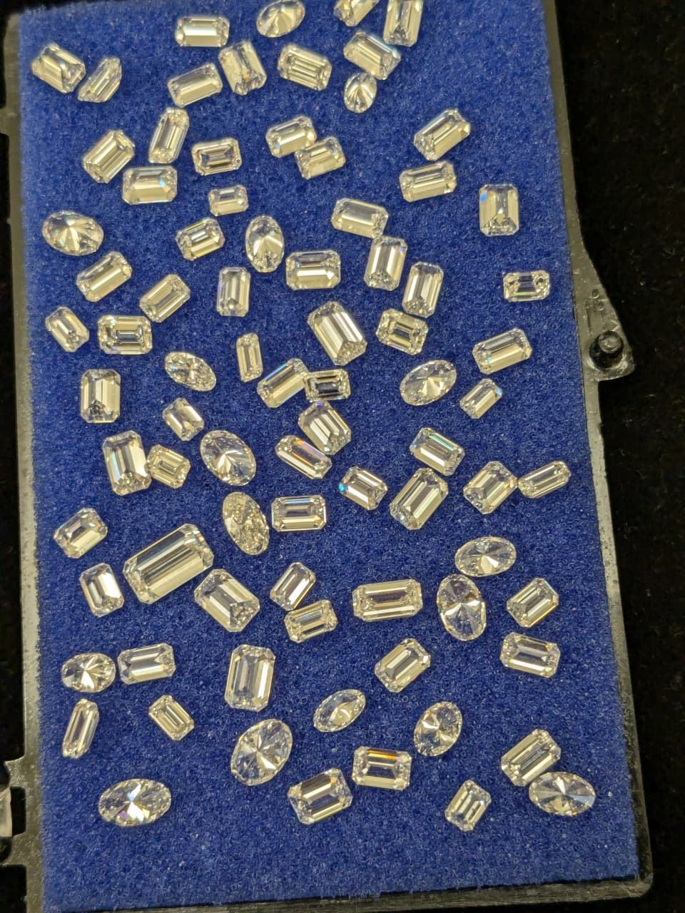 Identique aux images