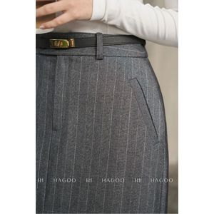 Jupe longue plissée rayée taille haute respirante et confortable CV9054 pour femme, idéale pour le bureau et les trajets quotidiens - Product Image 5