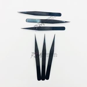 Pince à cils RMI 90 degrés, fine, noire, à pointe plasma, en fibre nano, avec logo personnalisé gratuit - Product Image 6