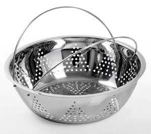 On sale designed for durability and efficiency metal colanders and <b>strainers</b> indispensable tools for modern kitchens - Product Image 3