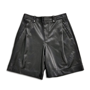 Pantalones Cortos Anchos de Cuero Sintético con Cremallera y Cuentas, Diseño de Puntos, Unisex, Negros, de Tiro Medio, Ideales para Discoteca, Motociclismo y Entrenamiento - Product Image 1