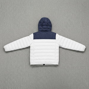 Chaqueta de invierno acolchada para mujer, con capucha, cálida, con bloques de color, estilo casual, gruesa, impermeable y acolchada. - Product Image 5