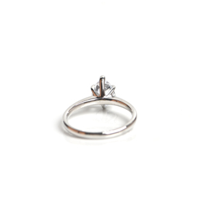 Bague de luxe en moissanite taille poire en argent sterling 925 avec sertissage à griffes, pour fiançailles, promesse, mariage, cadeau de fête pour elle - Product Image 2