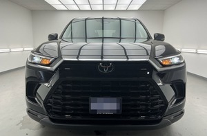 Toyota Highlander XLE AWD SUV 2024 d'occasion certifiée de luxe avec sièges en cuir et toit ouvrant - Product Image 6