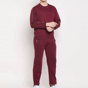 Conjuntos de Sudadera y Pantalón de Felpa para Hombre OEM, Estilo Jogger, Corte Holgado, Ropa Cómoda para Estar en Casa, Venta al por Mayor - Product Image 1