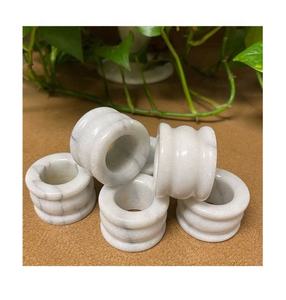 Lot de 4 Anneaux de Serviette en Marbre Faits Main Luxueux 2025 – Designs Uniques, Couleurs Vibrantes, Écologiques, Durables et Élégants pour Dîners et Fêtes - Product Image 3