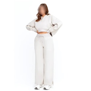 Conjunto Deportivo de Dos Piezas para Mujer, Estilo Urbano a la Moda, Fabricación en Masa, Logotipo Bordado Personalizado, Ropa Urbana con Lavado Ácido - Product Image 5