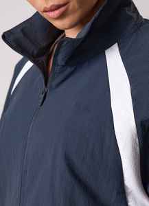 ชุดเซ็ต 2 ชิ้น สปอร์ต สีสันตัดกัน สไตล์ไฮสตรีท สำหรับผู้หญิง ผ้าสแปนเด็กซ์ แจ็คเก็ตคอกลม กางเกงขาสั้น ทรงปกติ แห้งเร็ว เหมาะสำหรับฤดูใบไม้ผลิและฤดูร้อน - Product Image 3