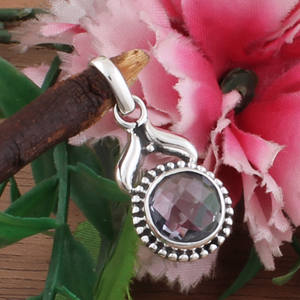 จี้พลอยบลูโทแพซธรรมชาติวินเทจขายส่ง เงินแท้ 925 ชุบแพลตตินัม ประดับลายจุด ทำด้วยมือ ราคาขายส่ง - Product Image 6