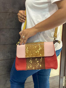 Sac à main en cuir véritable pour femmes, sacoche à bandoulière en cuir véritable, sacoche en fourrure métallique, Unique et élégante - Product Image 4