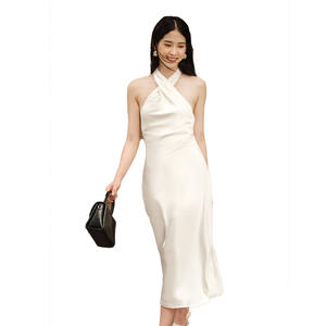 Robe d'été élégante pour femme en mousseline de soie, style licou, taille naturelle, tendance, personnalisée, sexy, épaules dénudées, moulante, pour soirée en boîte de nuit - Product Image 3